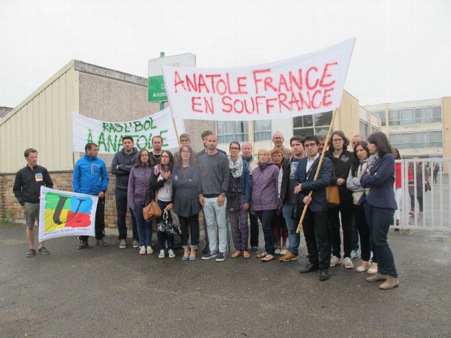 Grève au collège Anatole-France de Châteaudun - fsu28